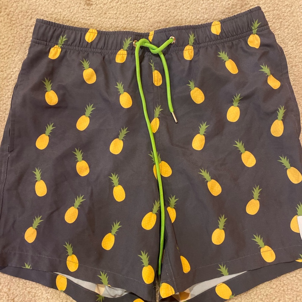 Eubi mens size S swim shorts